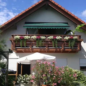  Apartment Dachgeschosswohnung Deutschland